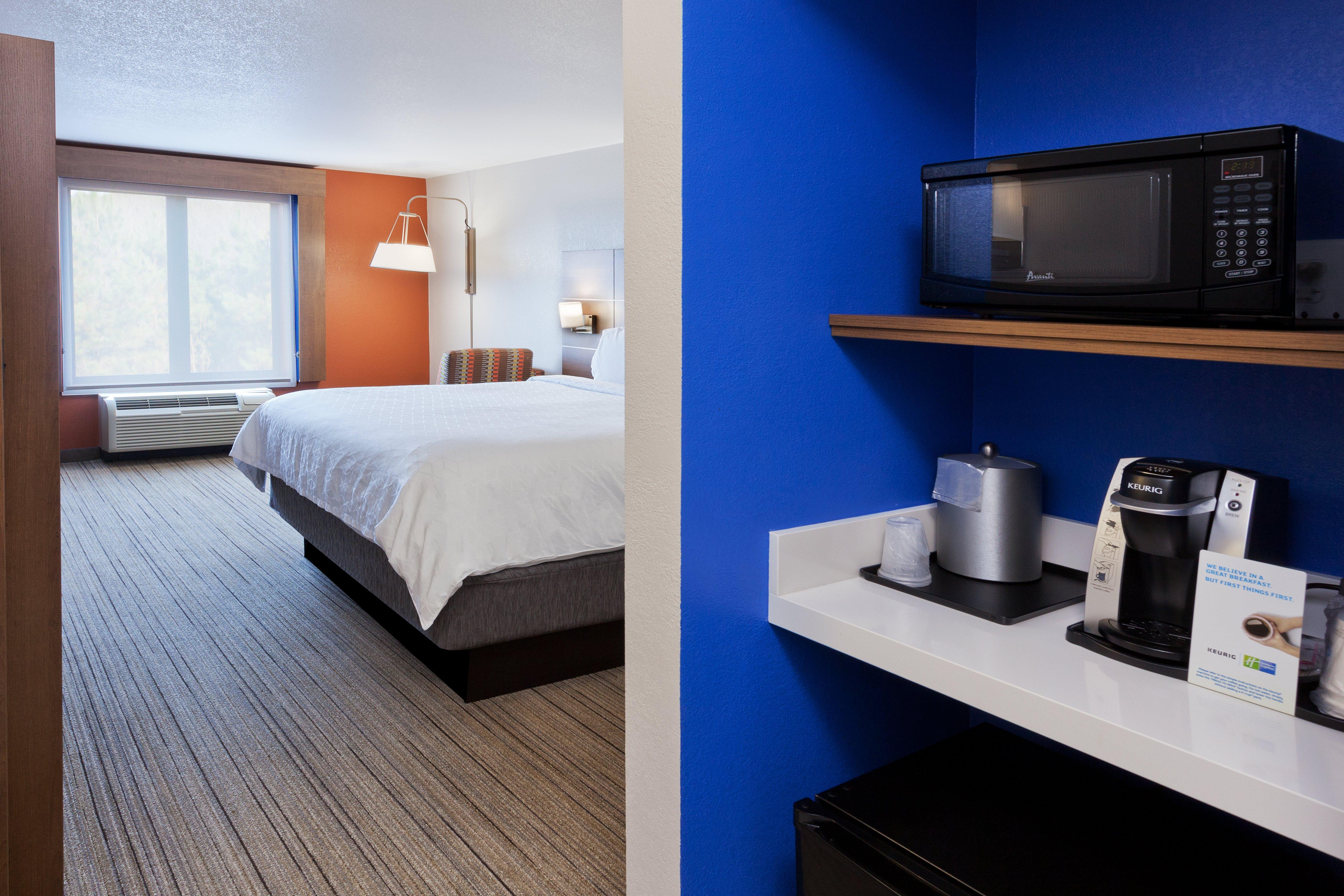 Holiday Inn Express Rome-East By Ihg Экстерьер фото