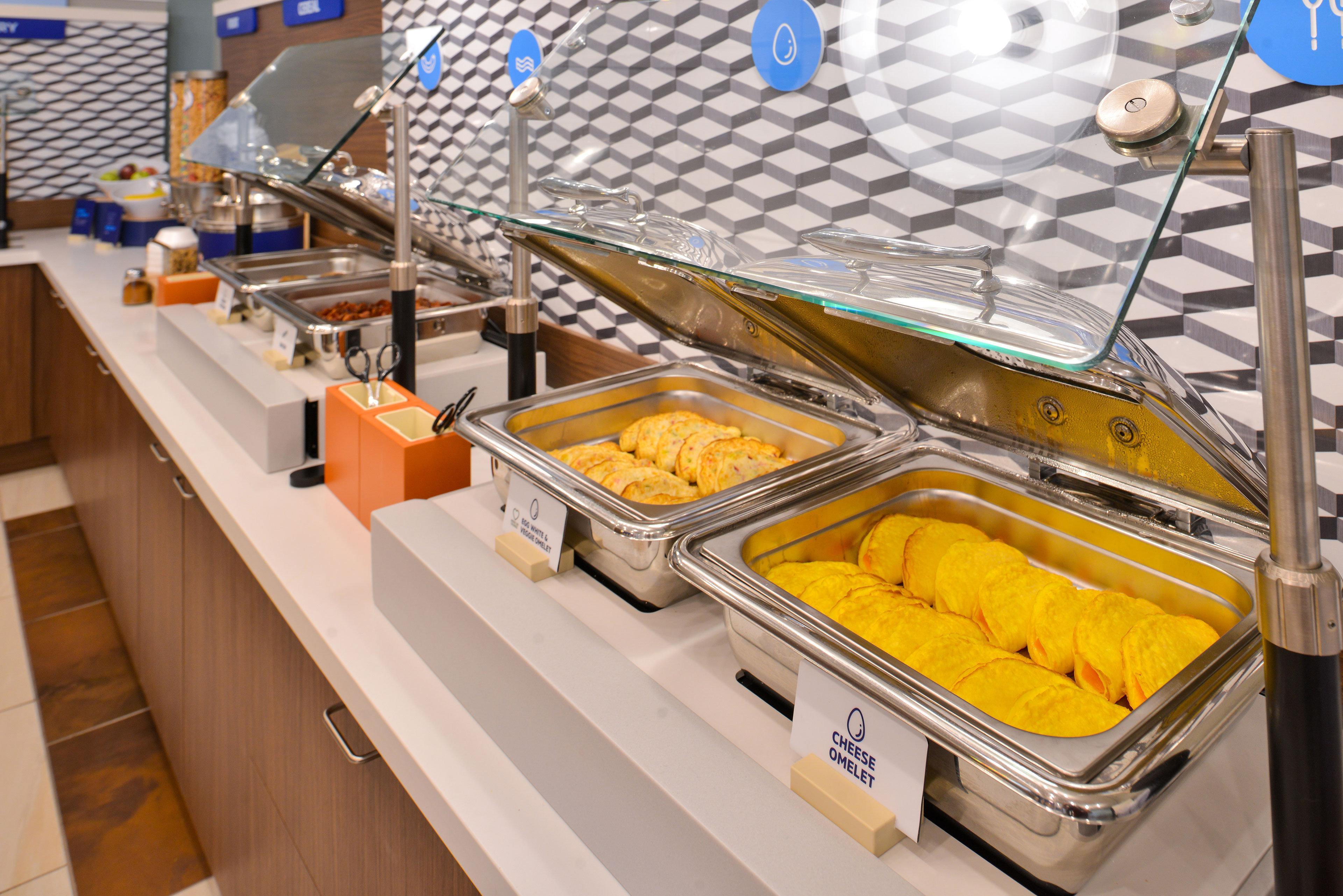 Holiday Inn Express Rome-East By Ihg Экстерьер фото