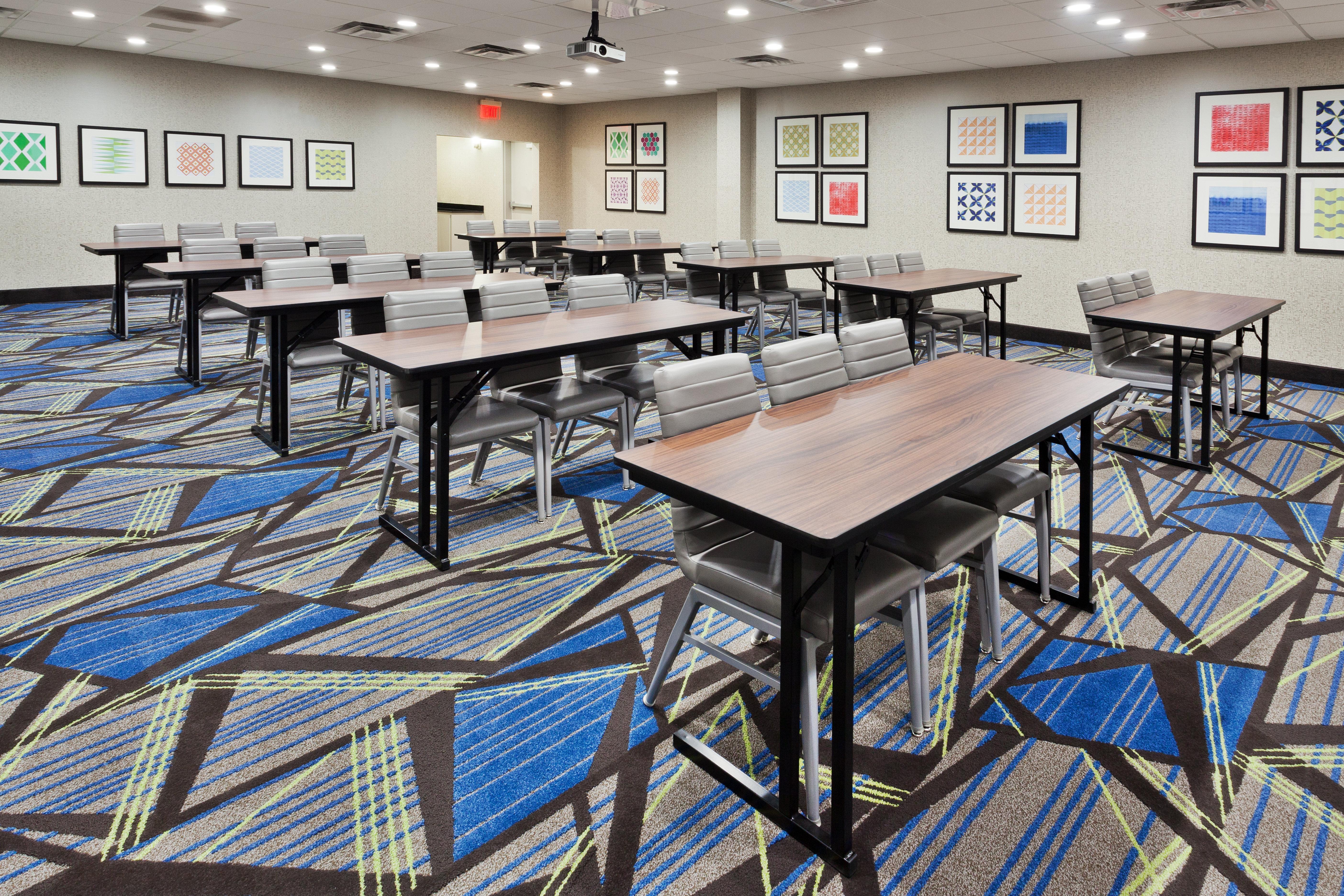 Holiday Inn Express Rome-East By Ihg Экстерьер фото